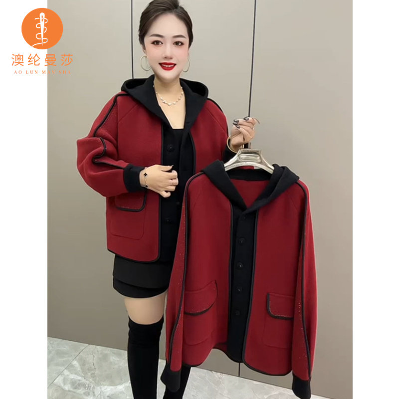 妈妈秋冬装2025新款中长款大码毛呢外套时尚毛衣开衫中老年女衣服