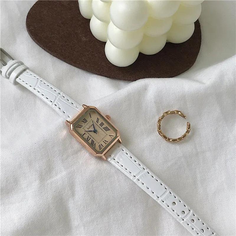 韩国小众轻奢复古罗马刻度方形手表女ins简约气质休闲时尚石英表