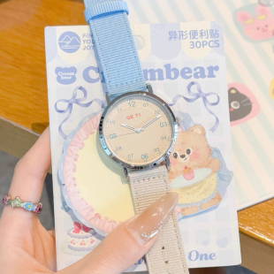 安可拉红情侣手表女款 学生初高中女ins风小众女生只看时间高颜值