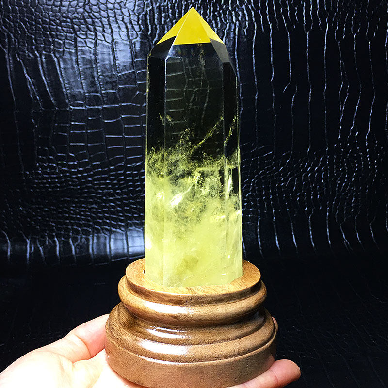 高性价比巴西天然黄水晶柱摆件