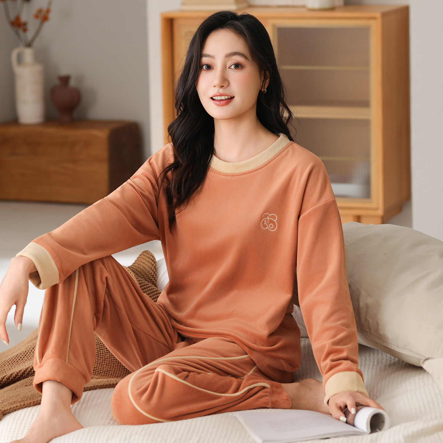2026新款冬天珊瑚绒女睡衣加绒冬季女款保暖海岛绒家居服休闲套装