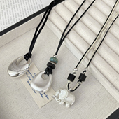 极简银色水滴吊坠项链高级感轻奢小众黑绳长款 毛衣链配饰卫衣链女