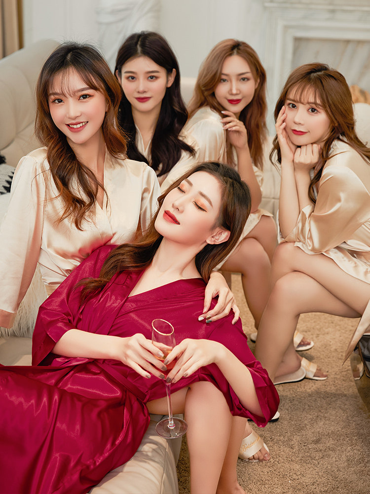 WEDDING MORNING GOWN FEMALE BRIDE BRIDESMAID SISTERS GIRLFRIENDS WEDDING ICE SILK NIGHTGOWN THIN HIGH-END RED PAJAMAS