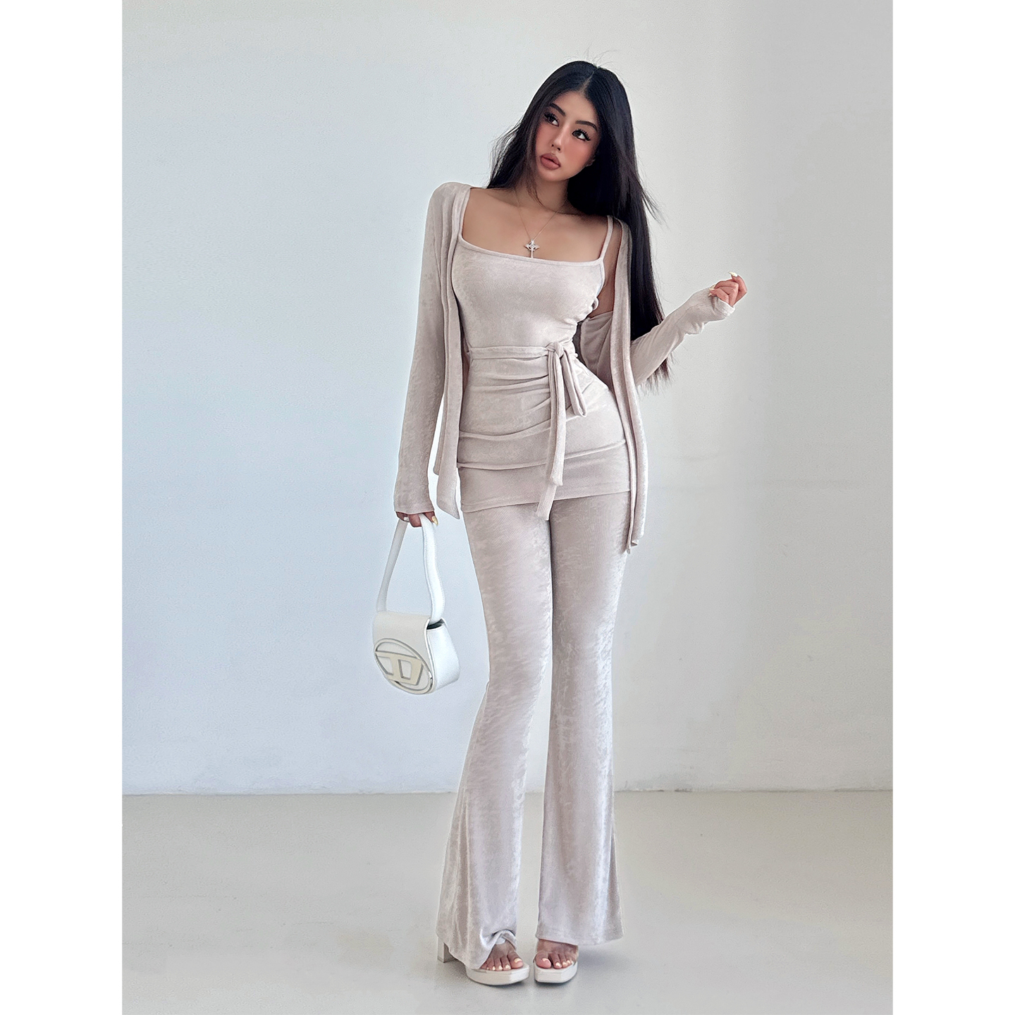 纯欲风性感修身显瘦长袖三件套装