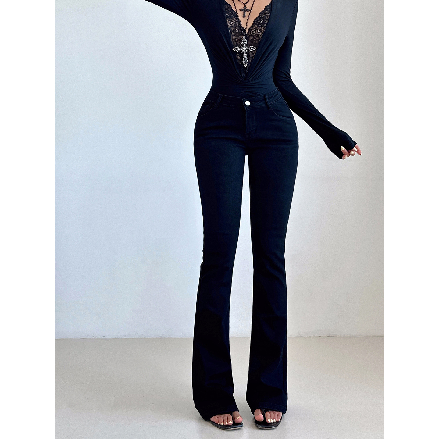 美式复古黑色低腰微喇丰胯牛仔裤