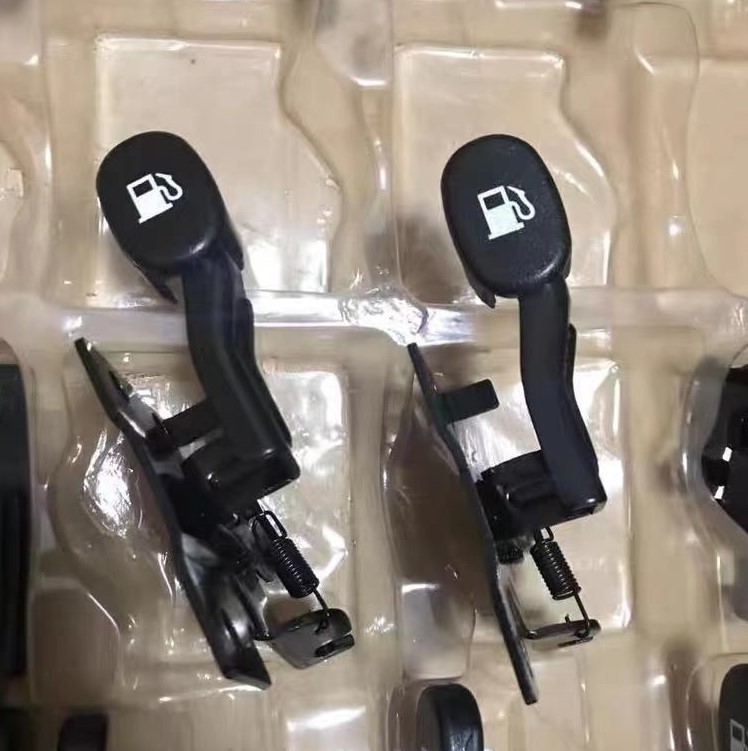 长安欧力威油箱门扣手开启扣手长安欧尚A600油箱盖门加油口盖拉手