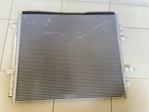 长安CS15EV新能源空调冷凝器散热器空调冷凝器总成8105100-BE70