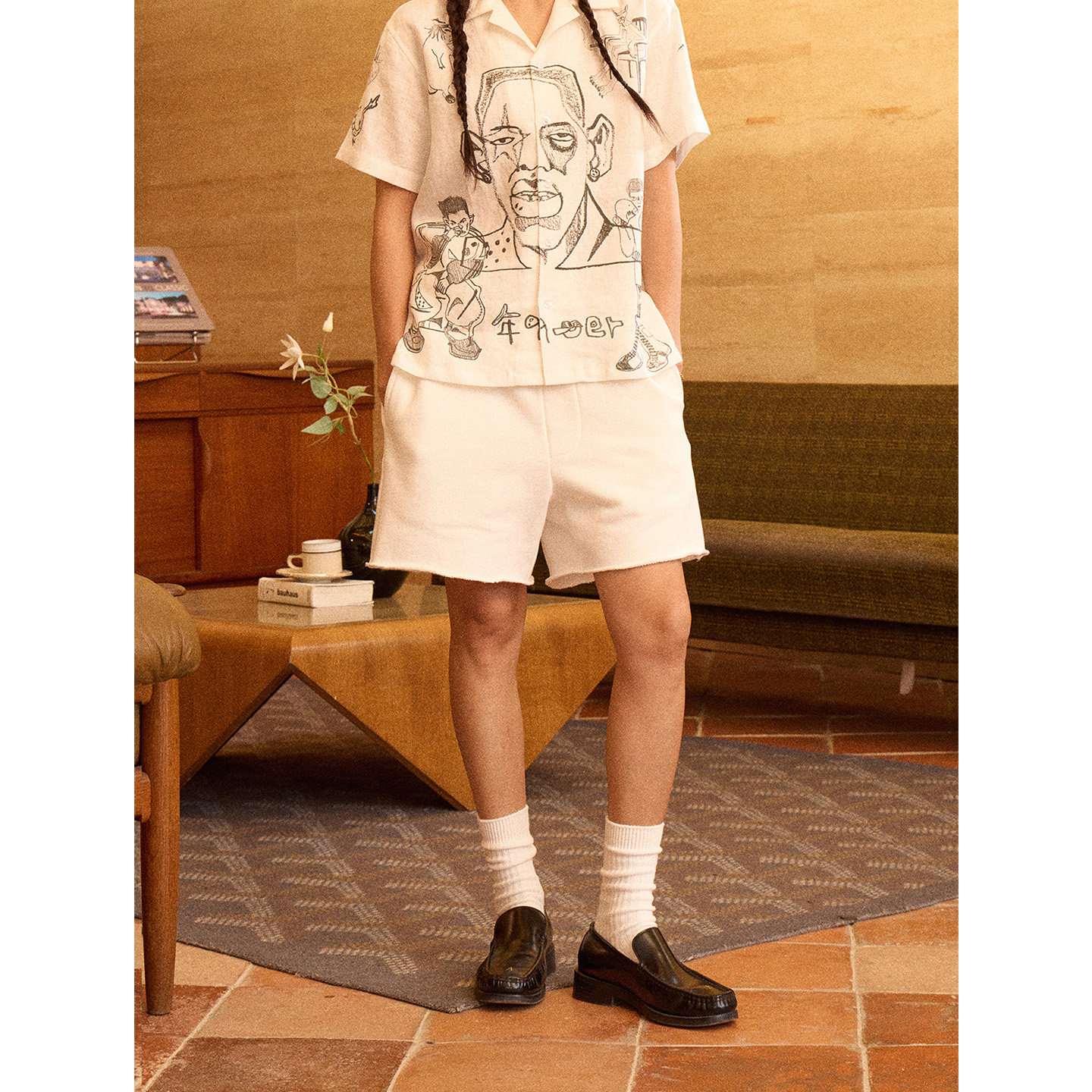 年九一口贰 纯色百搭基本款针织短裤宽松美式复古毛边白色卫裤夏