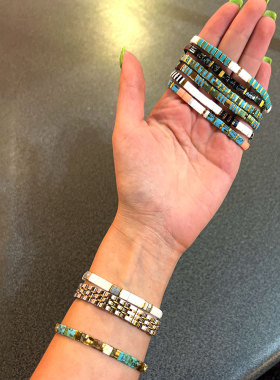 MLGM新款ins欧美风个性串珠手链女夏小众设计冷淡风叠戴手饰品