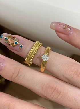 v金材质不掉色在逃公主方钻戒指女金色宫廷风新中式拉丝珠边指环