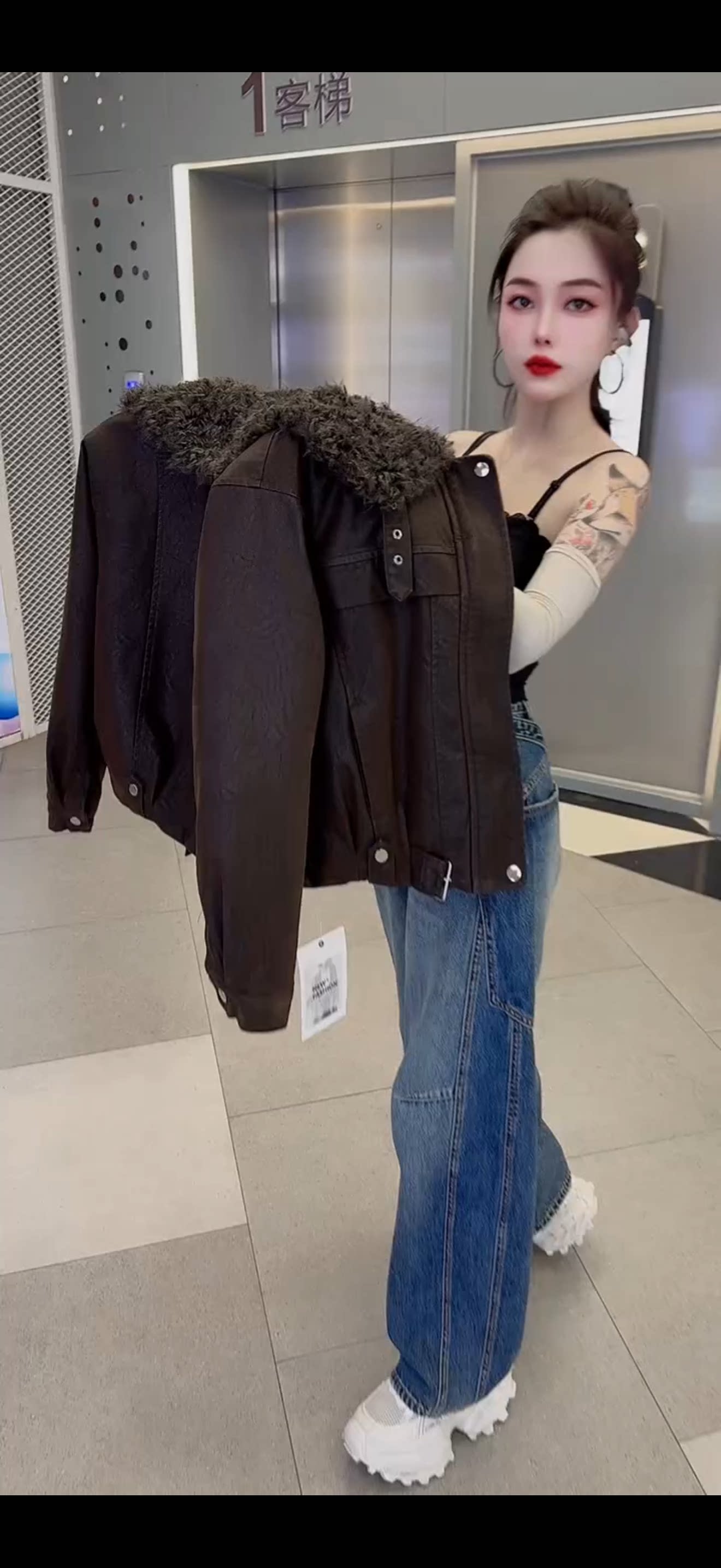 冬季新款保暖加厚棉服宽松时尚休闲女韩版洋气外套短款修身上衣