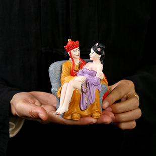 唐僧抱美女创意家居装饰摆件客厅玄关办公室茶几茶室桌面摆设精品