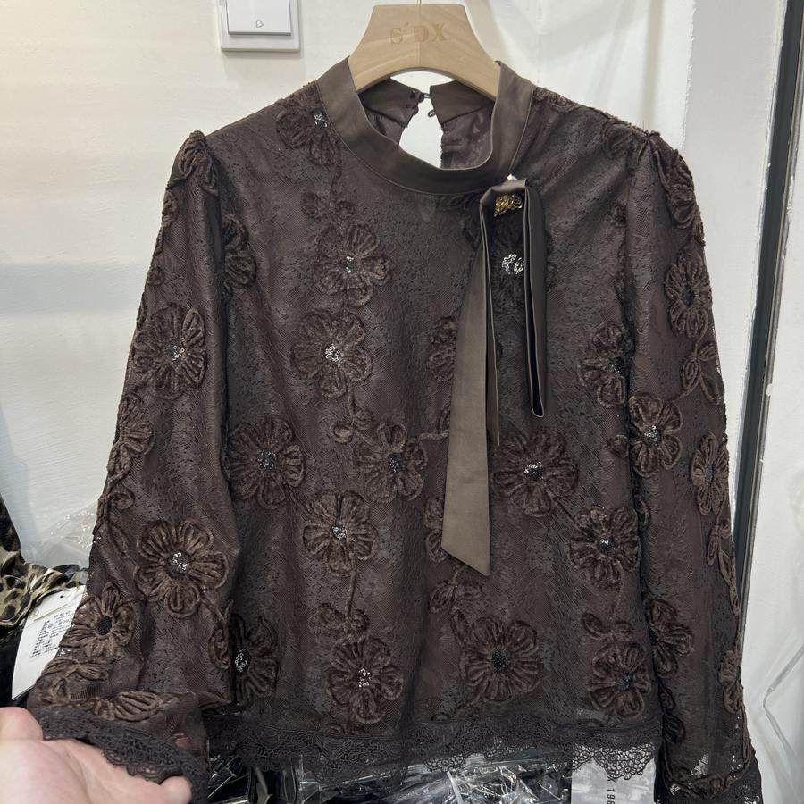 高端现货秋冬新款气质时尚可拆卸胸针亮片拼接钩花镂空衬衫外套女,女装/女士精品,衬衫,淘宝优惠券,粉丝福利购,淘宝优惠卷