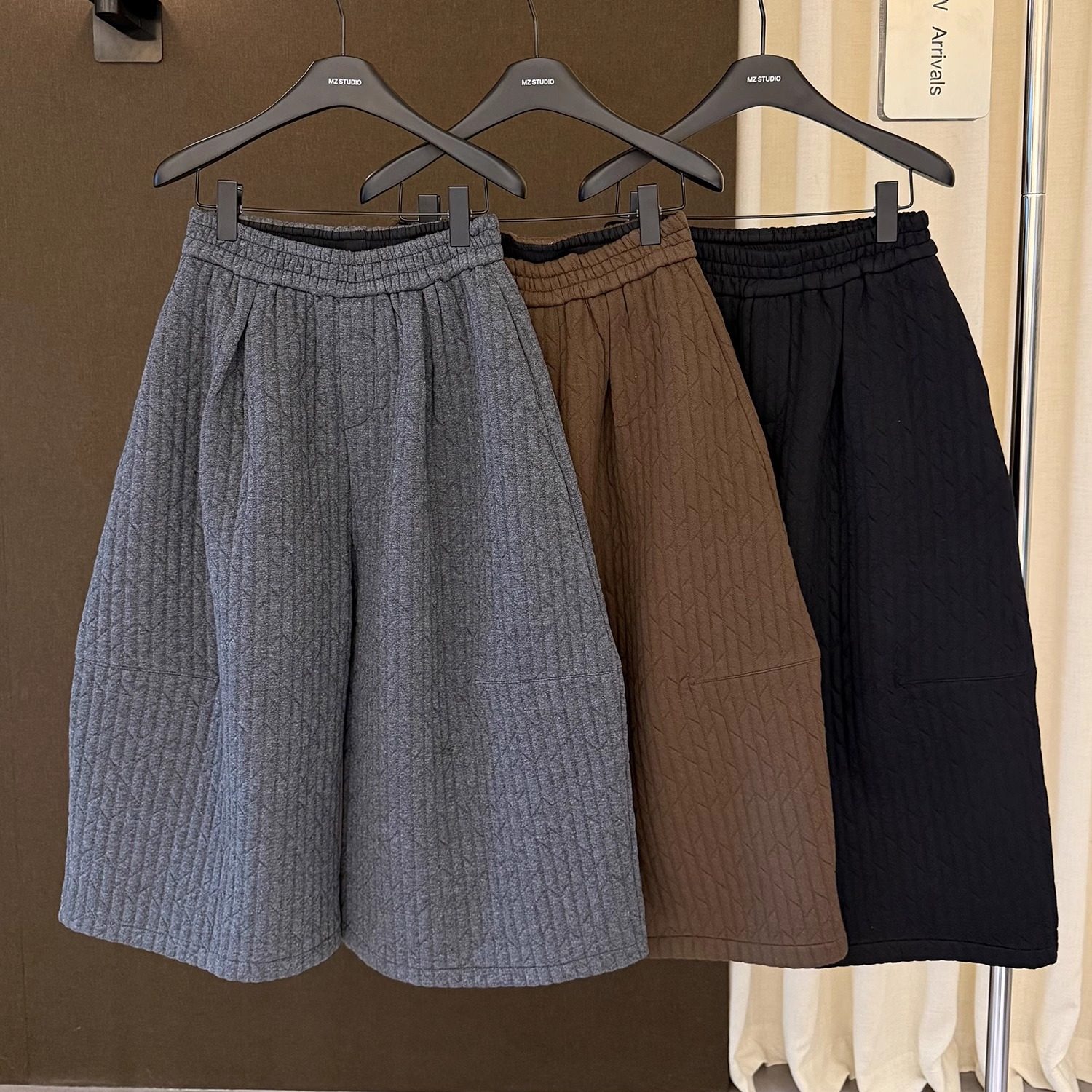 高端欧货冬季新款松紧高腰螺纹坑条夹棉加绒休闲阔腿九分气球裤女,女装/女士精品,休闲裤,淘宝优惠券,粉丝福利购,淘宝优惠卷