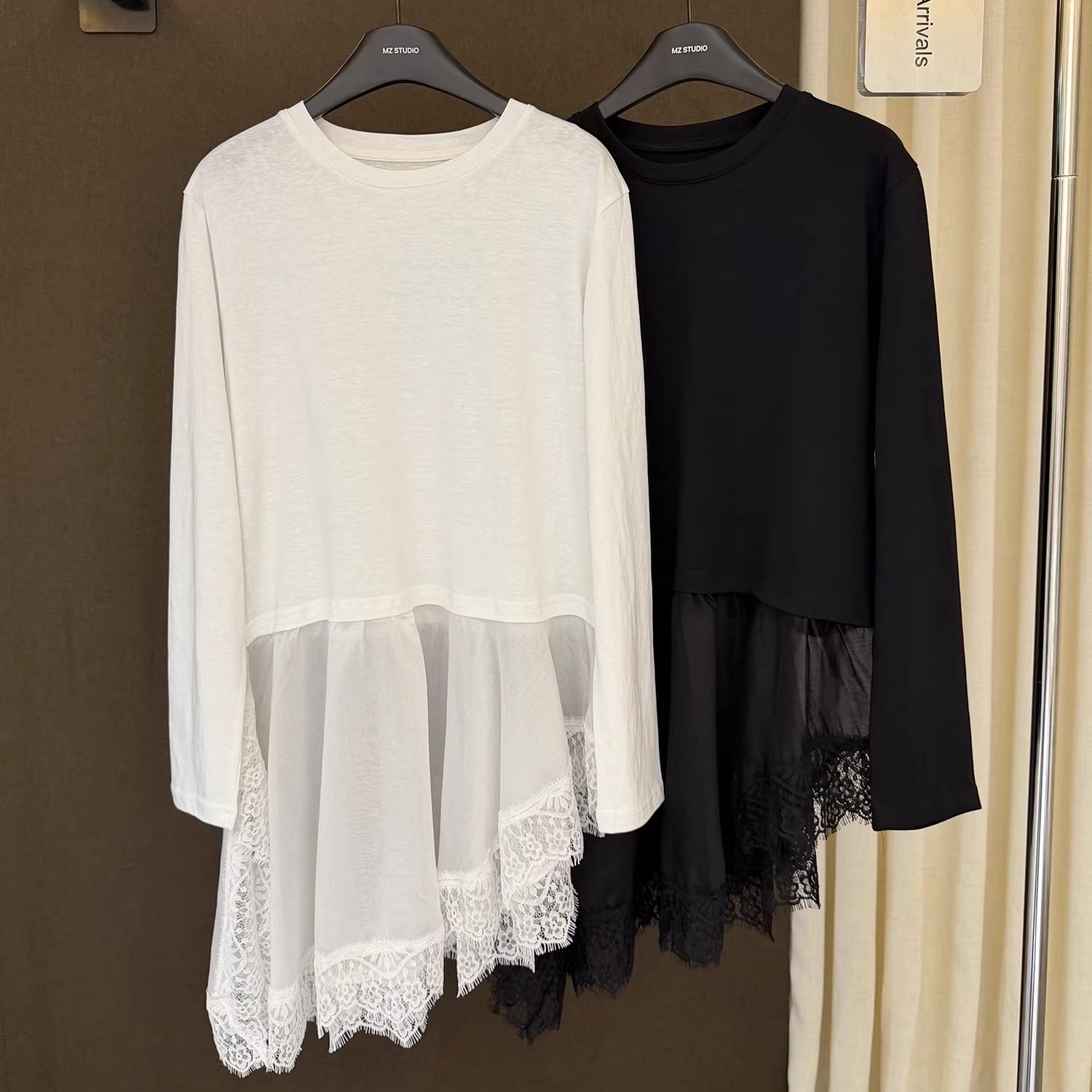 高端欧货冬季新款圆领蕾丝钩花拼接不规则侧开叉打底长袖T恤女,女装/女士精品,T恤,淘宝优惠券,粉丝福利购,淘宝优惠卷