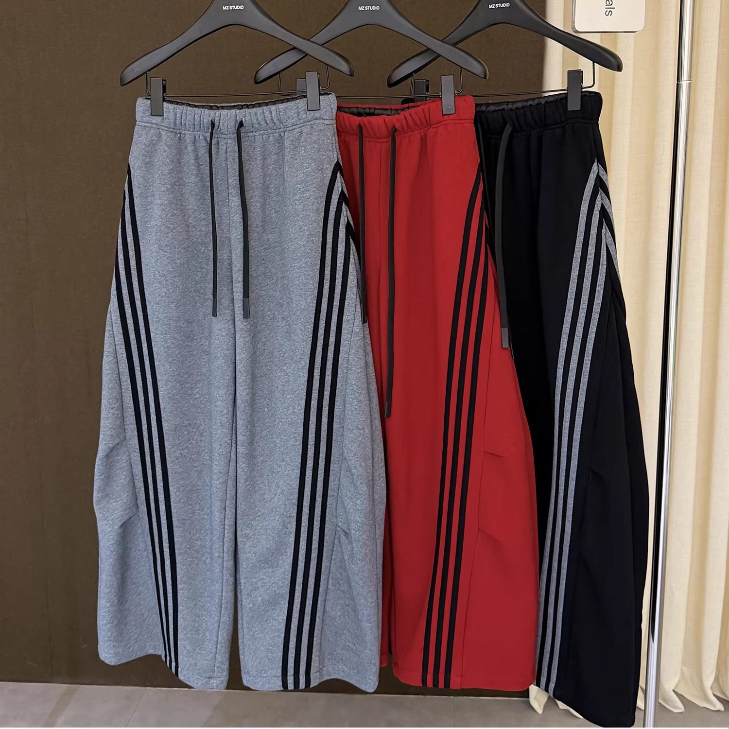 高端欧货冬季新款松紧高腰绑带杆条拼接休闲阔腿弯刀裤女加绒卫裤