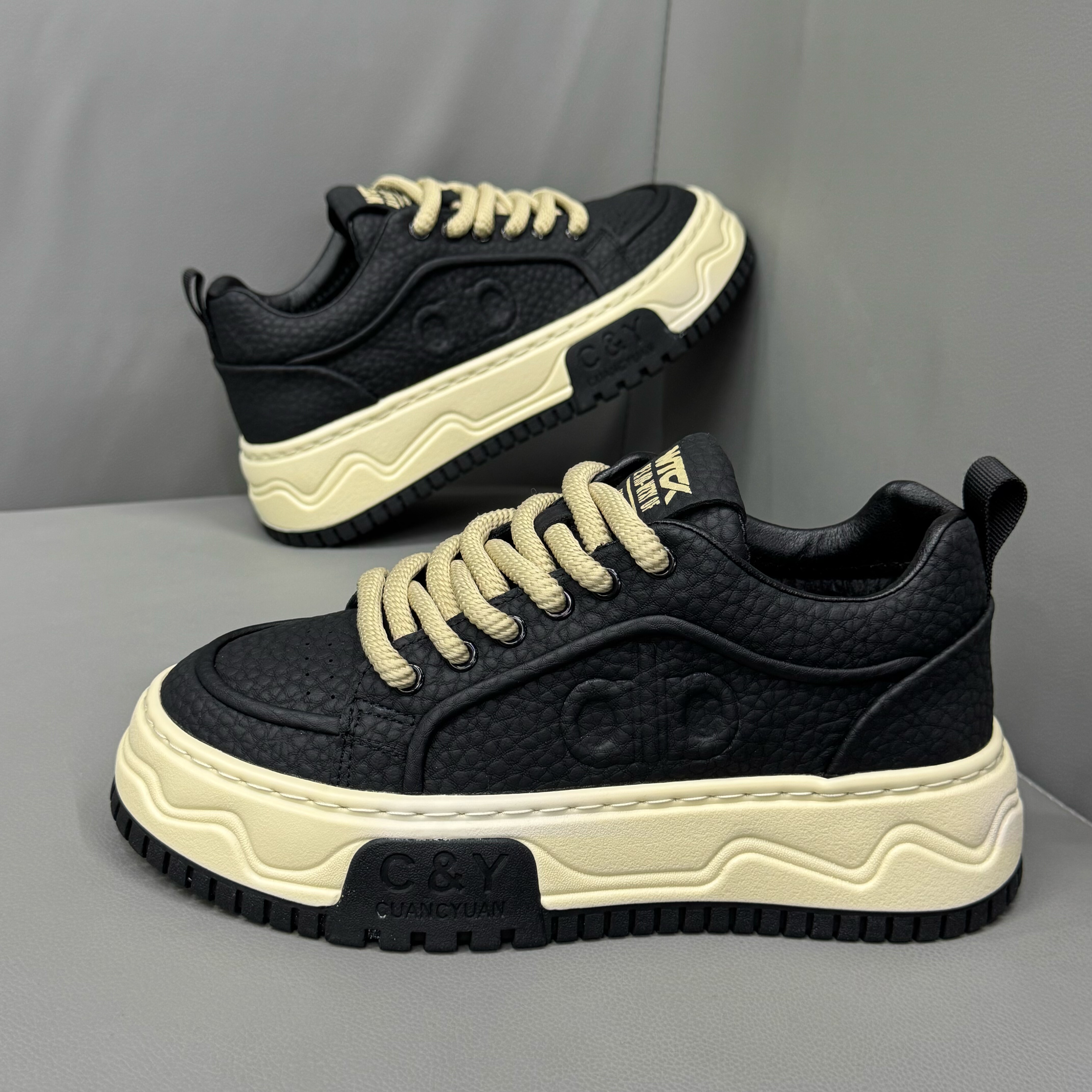 秋冬运动休闲皮面厚底板鞋