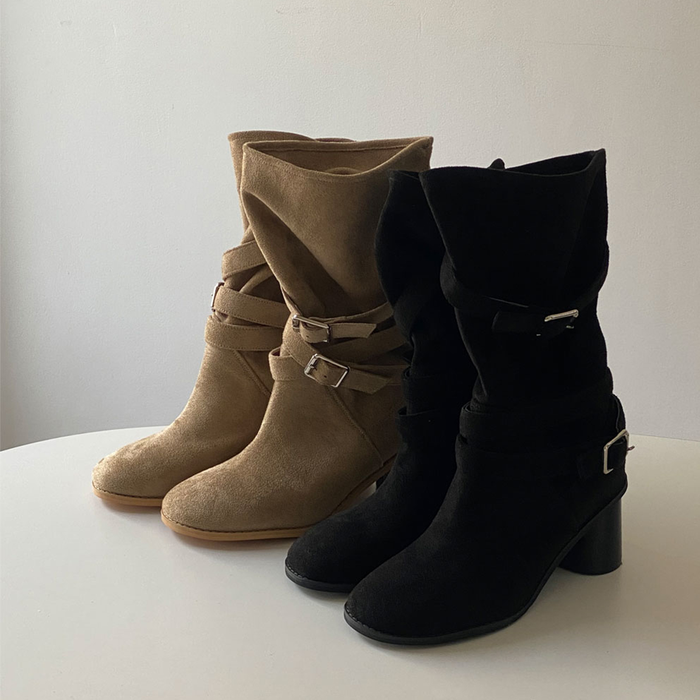 2025秋冬新款韩版圆头皮带扣中筒靴女真皮高跟骑士靴机车靴瘦瘦靴