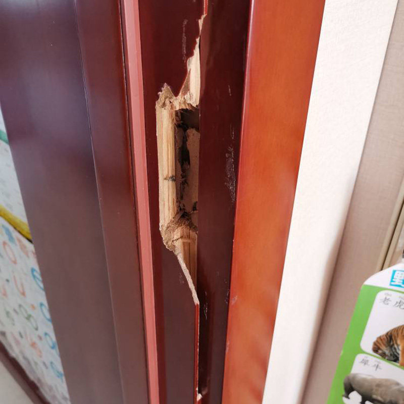 净味木门框破损修补螺丝填充锁孔