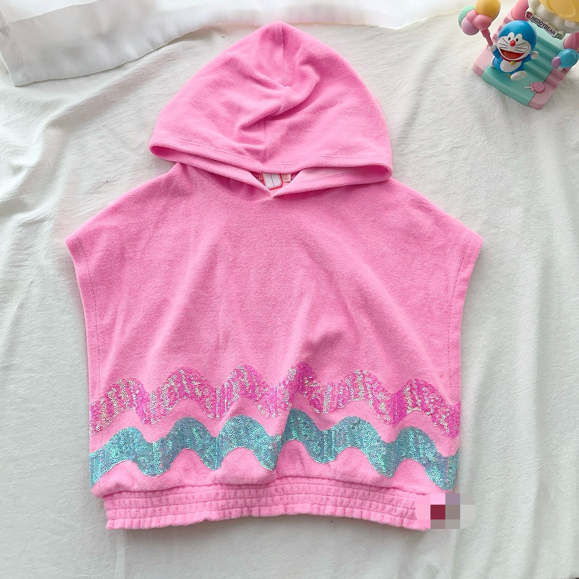 86-150法单女童夏季毛巾料亮片连帽斗篷式毛巾料上衣