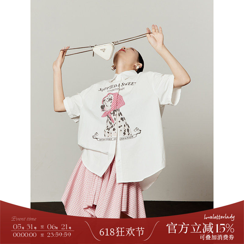 周里物/白色头巾斑点狗印花衬衫女夏2026新款隐藏门襟设计感短袖