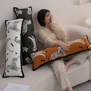 2026新款长条抱枕客厅沙发腰枕腰靠枕本命年马长方形长靠垫长靠背