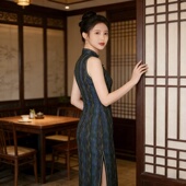 毕业晚会穿搭肌理感收腰开叉国风款 新中式 复古墨绿条纹旗袍女无袖