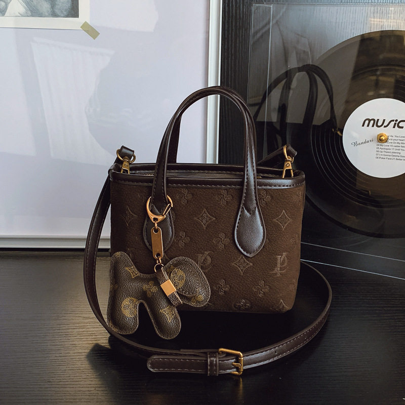 老花轻奢手提包压花菜篮包女式2025新款高级感复古百搭单肩斜挎包