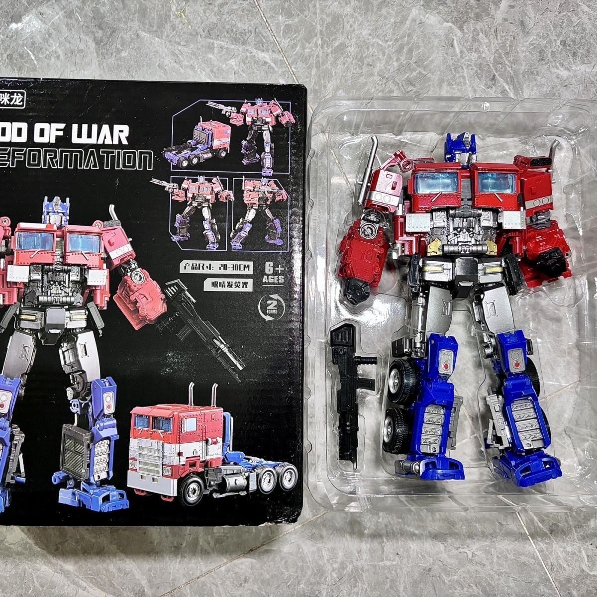 变形22cm送孩子汽车金刚合金版机器人擎天模型可变形成车儿童男孩