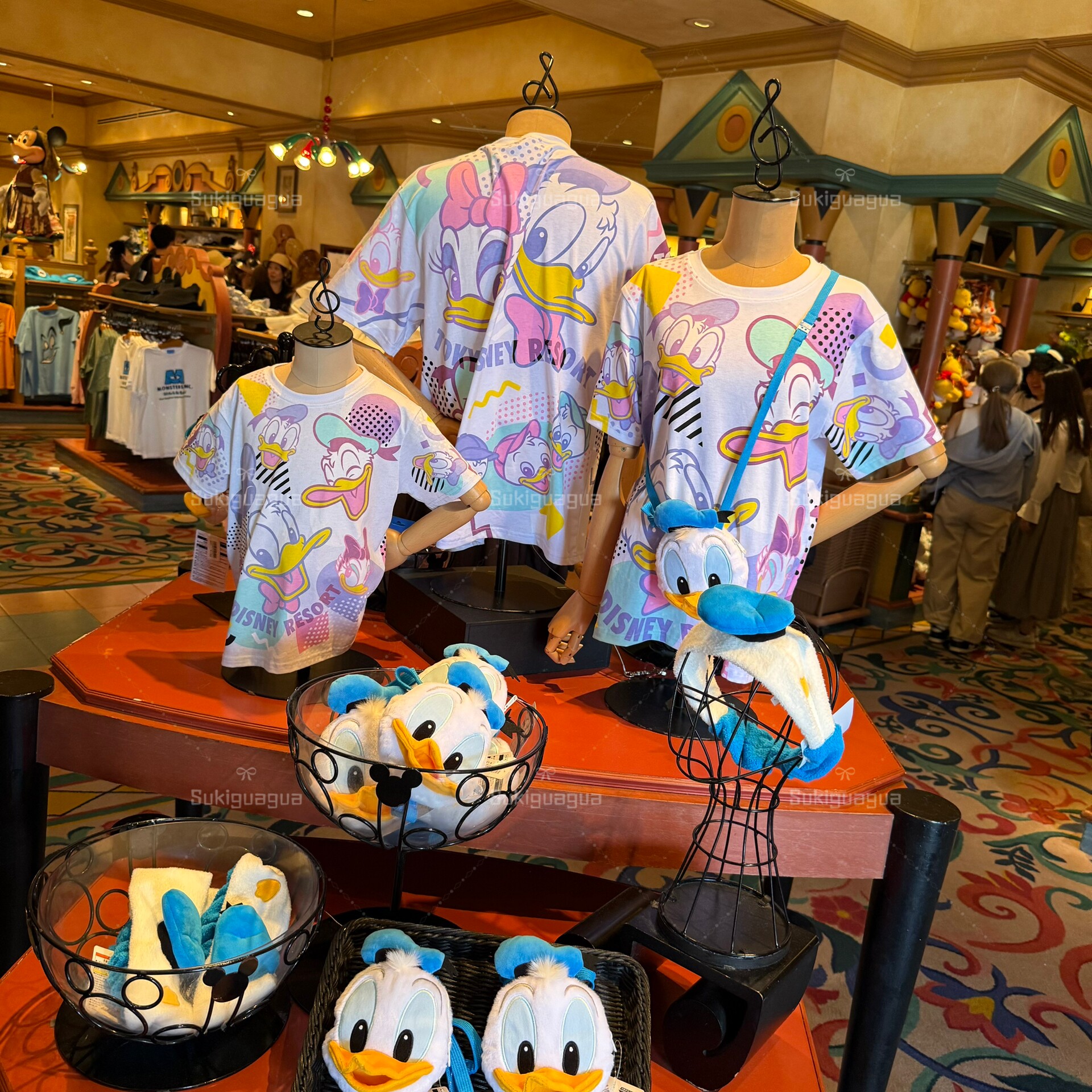 日本 Disney迪士尼新品  唐老鸭 短袖 亲子情侣衫 发带 斜挎包