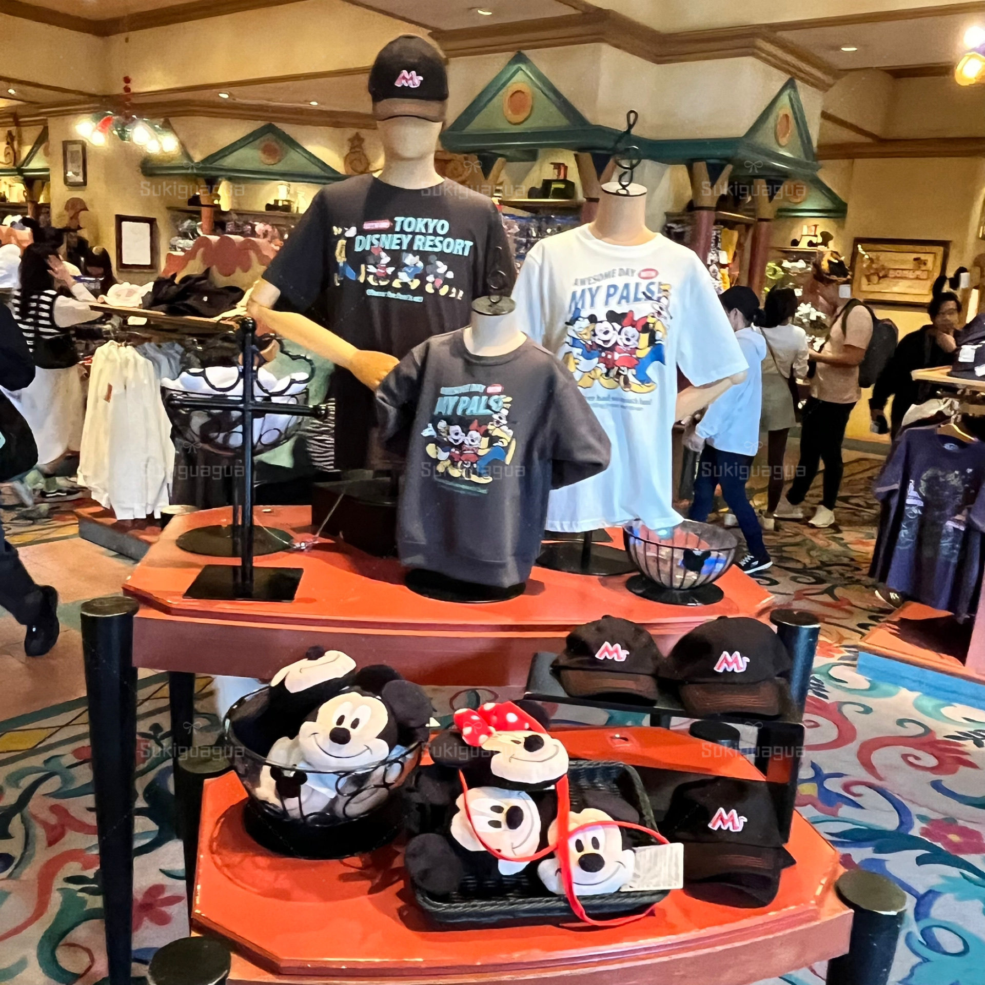 日本 Disney东京迪士尼迪士尼海洋米奇米妮秋冬卫衣帽子短袖T系列