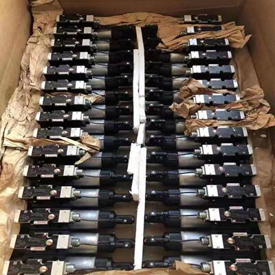 配件力士乐比例电磁阀R900949757液压阀4WRAE10W1-60-2XG24议价
