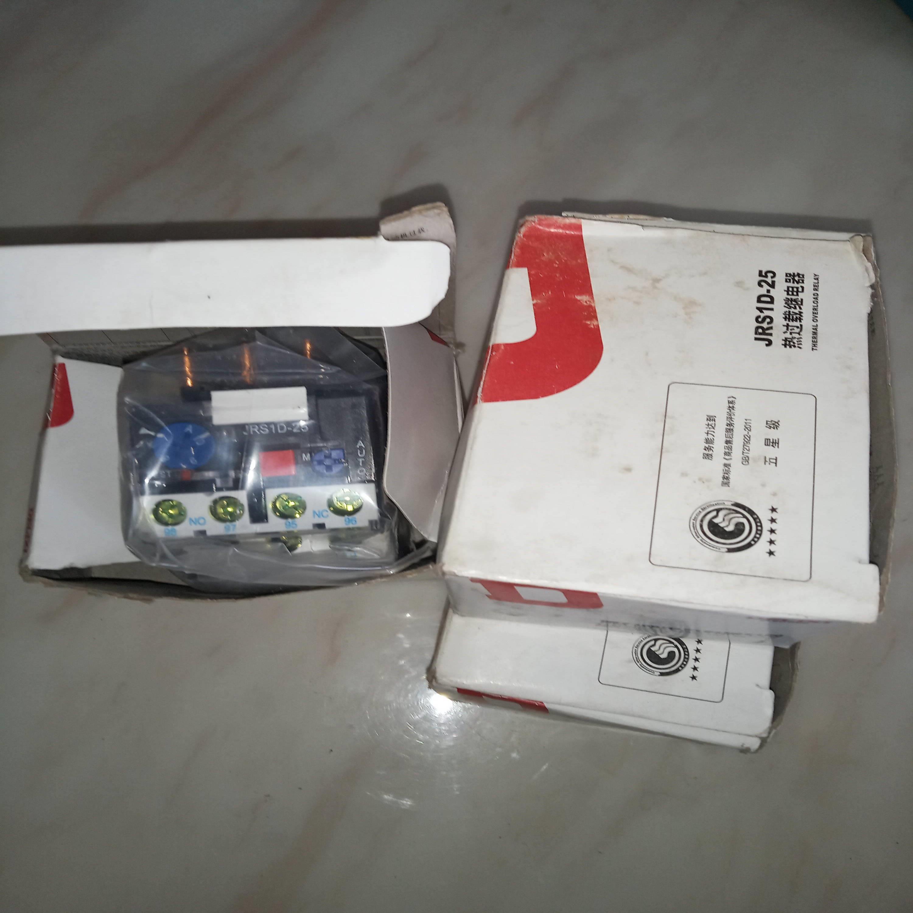 配件德力西JRS1D-25SP2518SP254热过载继电器25-40 7-1议价