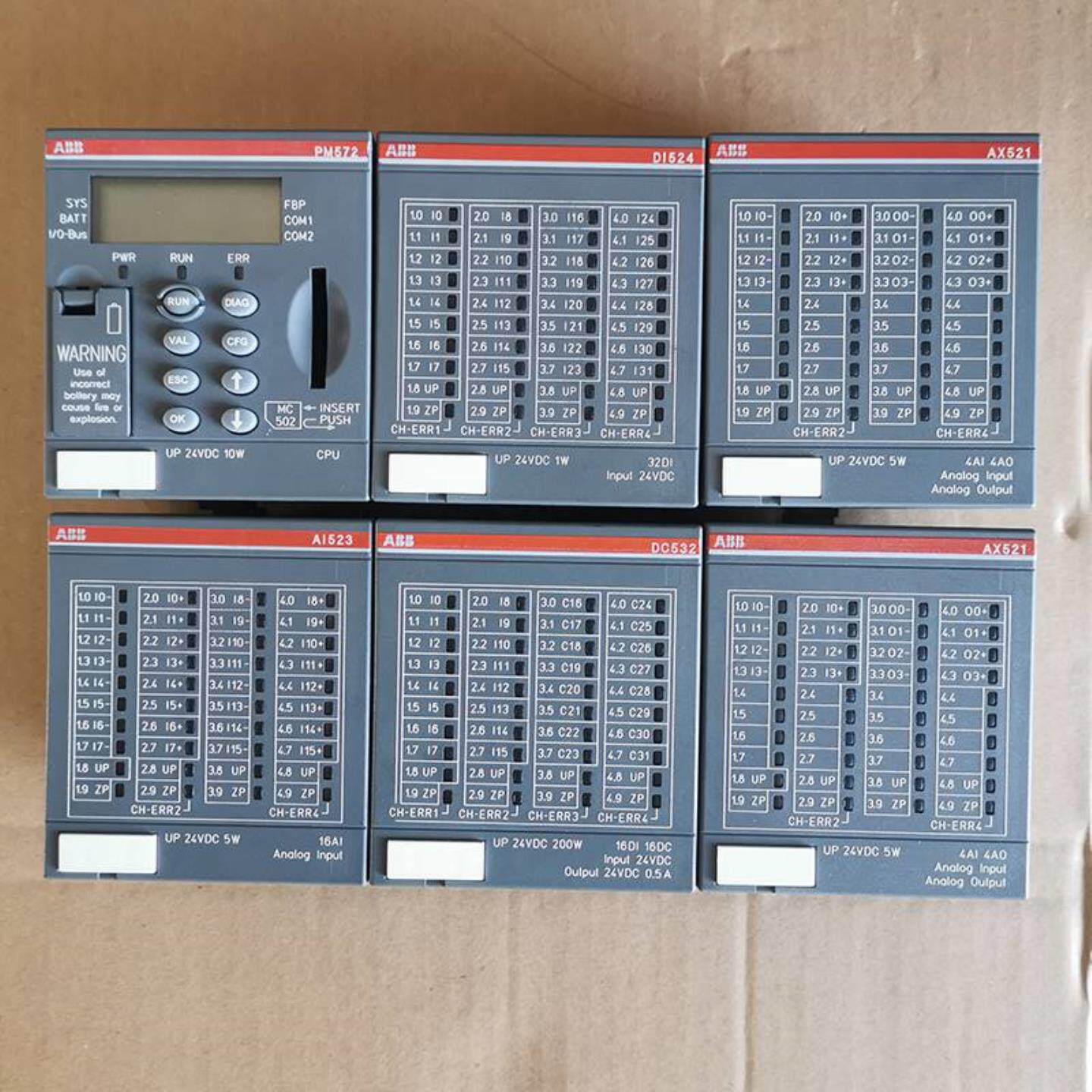 配件ABB模拟量输入模块PM572AI523 DC532AX521DI524 现货议价