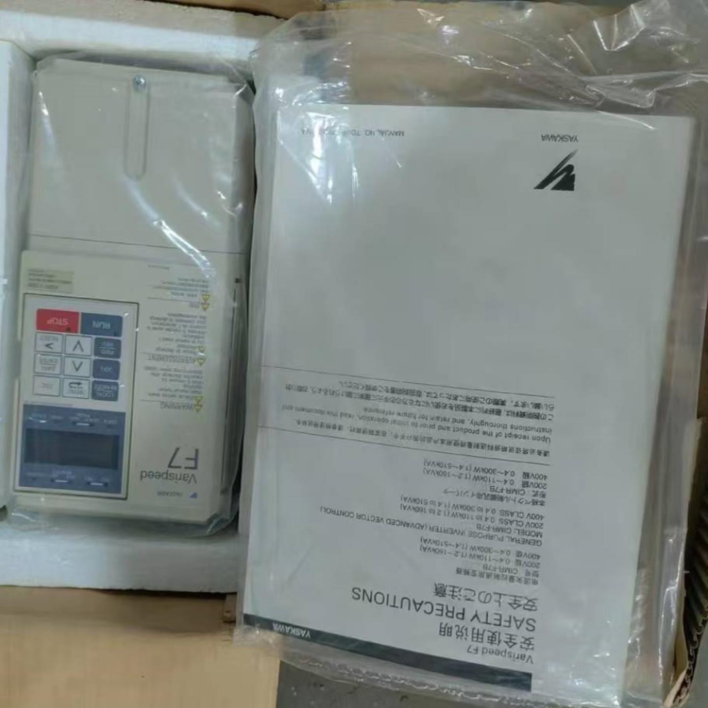 配件CIMR-V7AT45P5 CIMR-V7AT47P5 安川变频器现货包邮议价