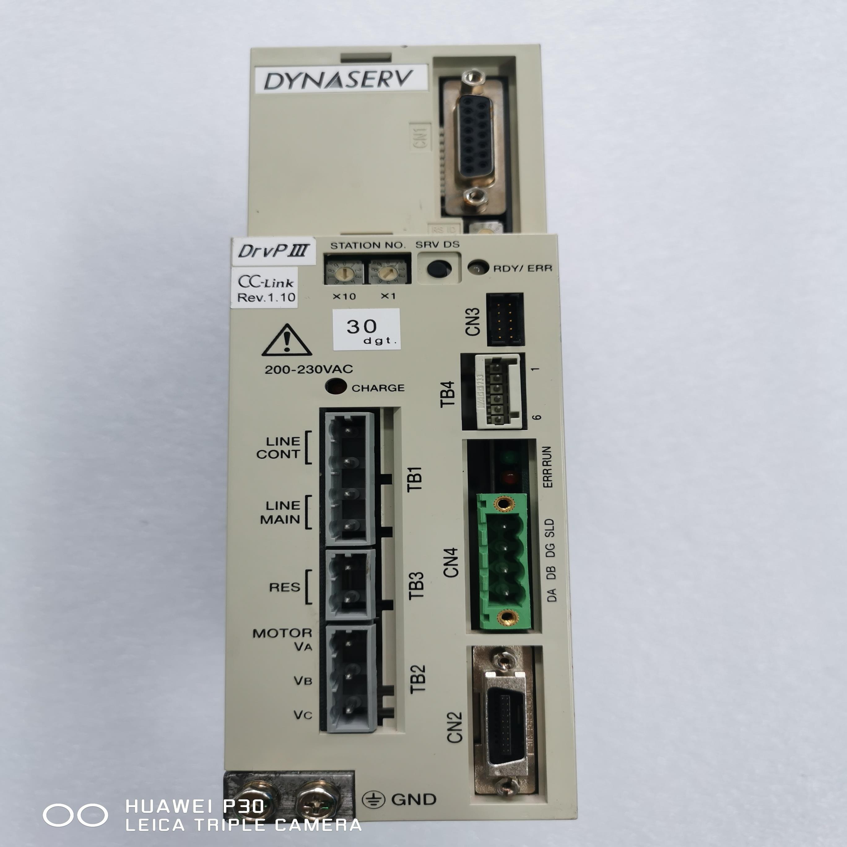 配件YOKOGAWADD伺服驱动器，UB5CP3-015E-1AB-2C1-N/CN4