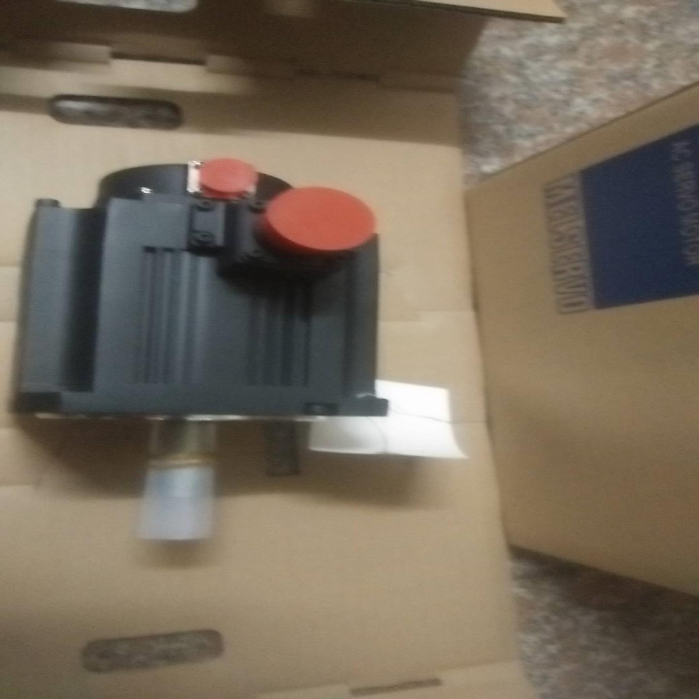 配件三菱伺服电机 HF-SP81   HF-SP81MK-S2    -S12议价