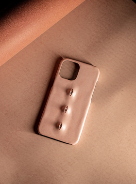 粉色皮质眼睛手工原创高级感适用于苹果16pro真皮16promax手机壳iphone15pro创意真皮14promax华为mate70pro