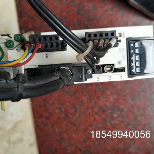 议价A6伺服驱动器MBDLT25SF011设备，成色实物