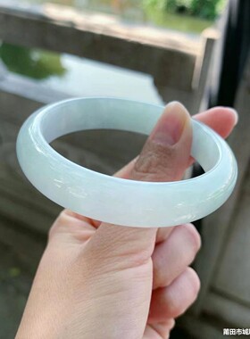 缅甸老坑冰糯种翡翠手镯天然淡绿江南水润女款白月光翡翠玉手镯子