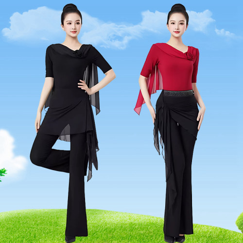 2026新款女形体服套装模特走秀