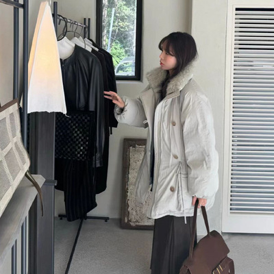 韩系2026冬季新款复古气质宽松显瘦系带收腰白鸭绒羽绒服外套女