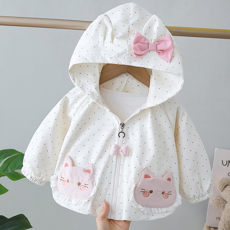 女童外套春秋季2026新款婴幼儿衣服洋气上衣儿童风衣女宝宝夹克衫