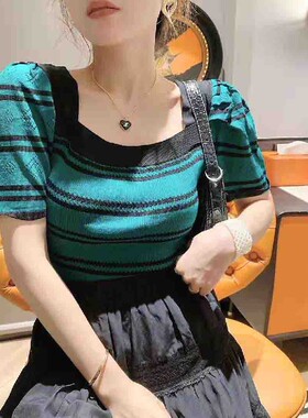 泡泡袖方领甜美冰丝清凉针织T恤