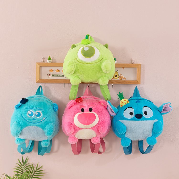 新款毛绒双肩包墩墩草莓熊公仔毛绒玩具大眼仔玩偶娃娃抓机公仔包