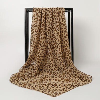 0防晒披肩演出雪纺薄款波点丝巾