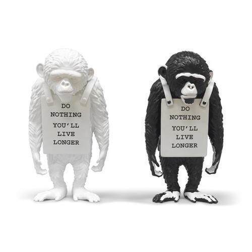 Banksy Monkey潮牌班克斯西猩猩猴子金刚雕塑摆件潮流卡通儿童