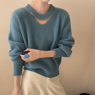 韩系别致小心机挂脖v领蜜熊绒针织衫女高端秋冬软糯时尚气质毛衣1