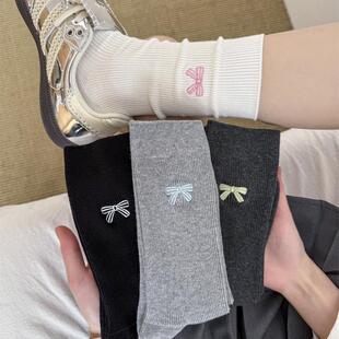 刺绣蝴蝶结袜子女春秋季ins潮日系纯棉中筒袜双针纯色堆堆长袜夏