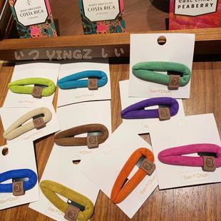 秋冬新款鹿皮绒水滴三角形镂空边夹可爱笑脸小熊碎发发夹女鬓角夹